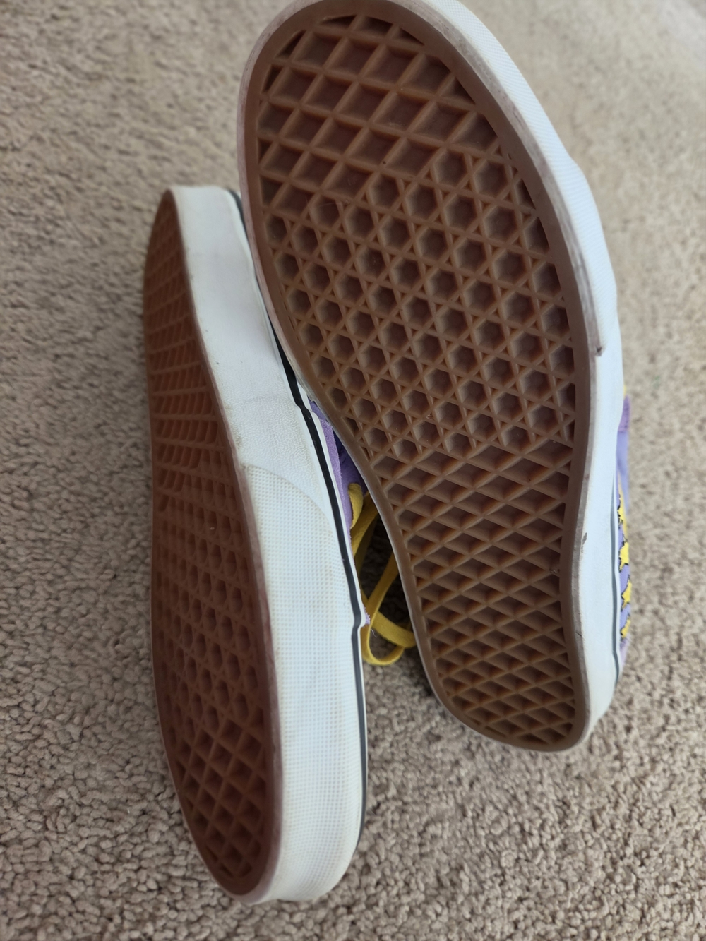 Vans X Lisa Simpson Purple High-Top Sneakers with Yellow Laces - Picture 2 of 7